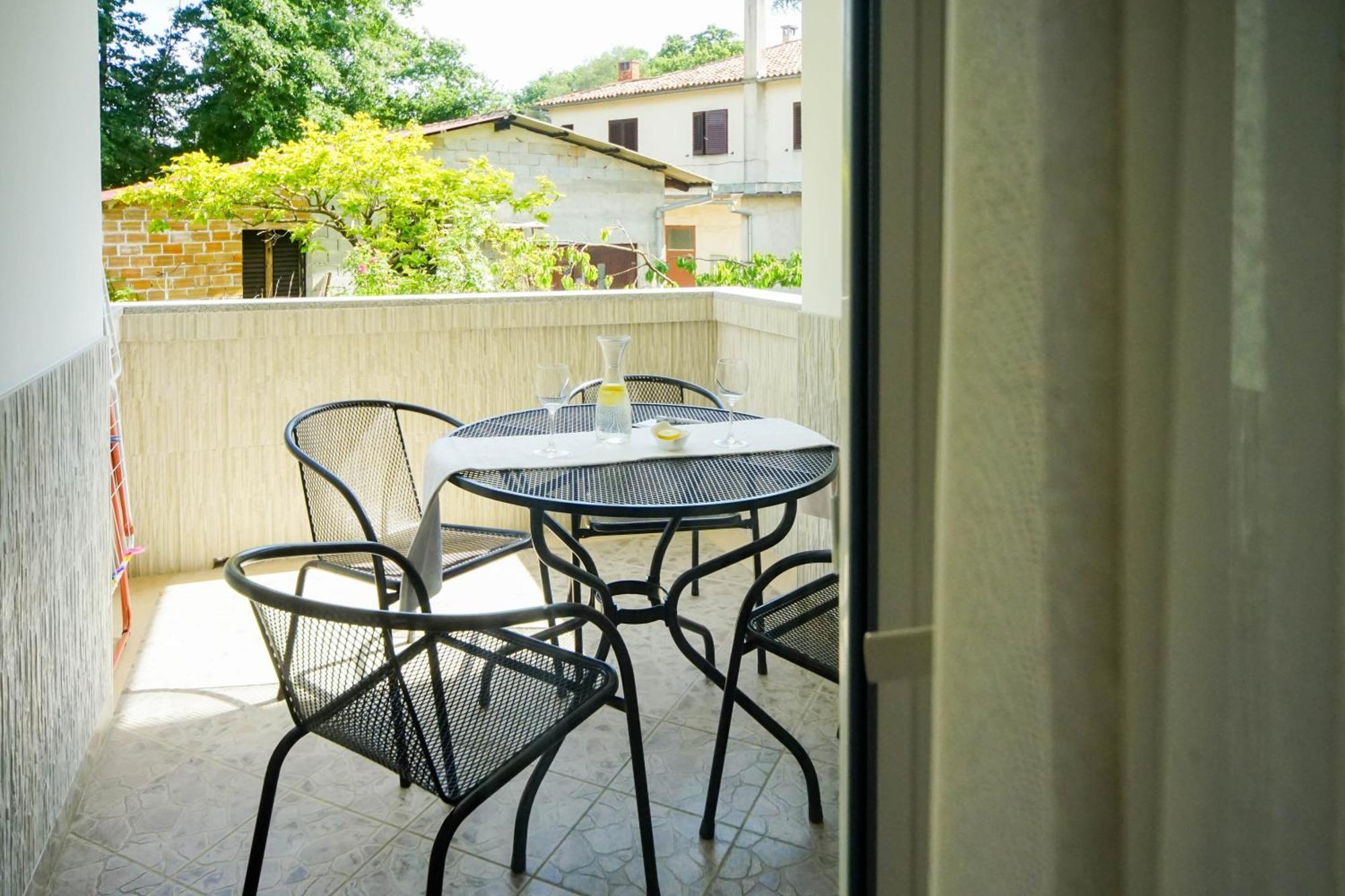 Apartments And Rooms Degra ウマグ 部屋 写真